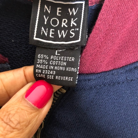 New York News Front Zipped Hoodie sleevelessJacket - Picture 4 of 4